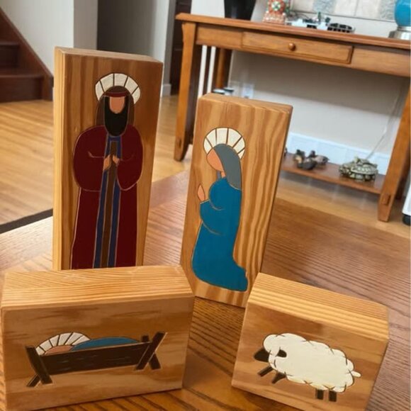 Wood Block Carved Painted Nativity Artist Signed - Picture 1 of 10